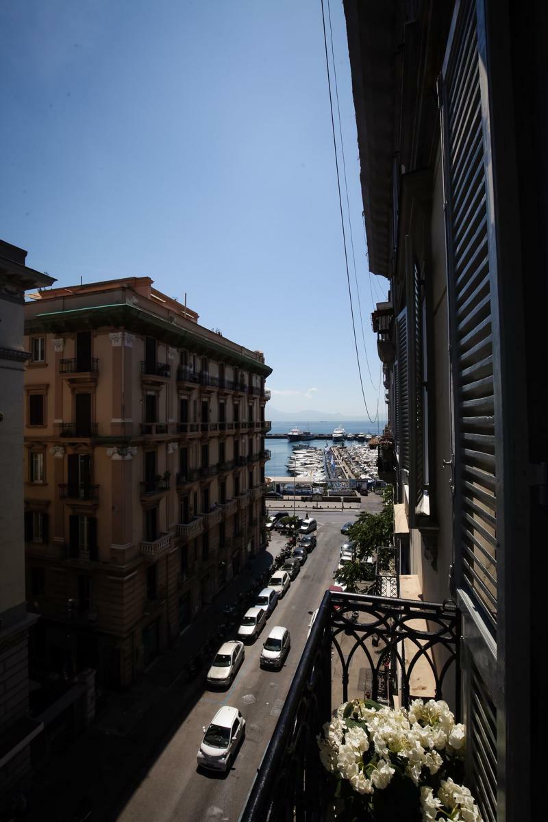 Gramsci 21 Rooms Napoli Eksteriør bilde